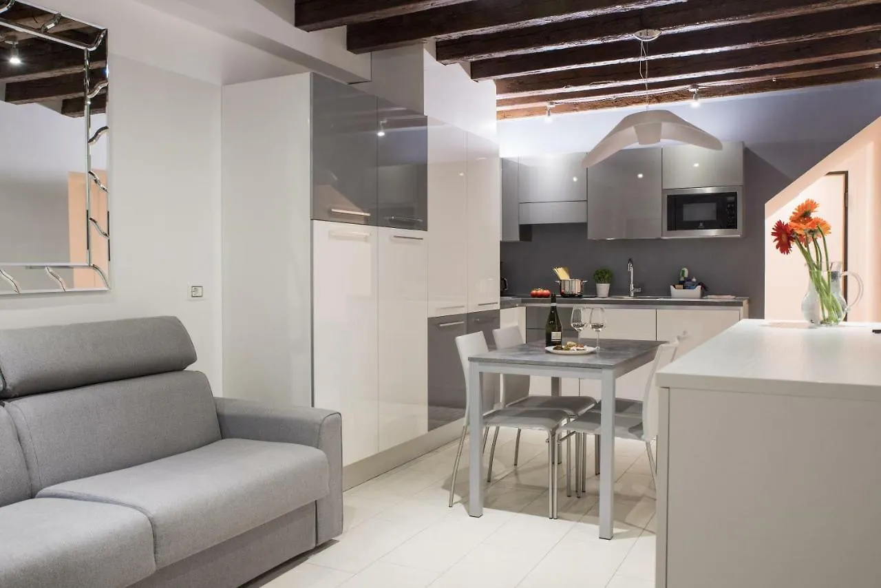 Venetian Mood Private Apartment La Giudecca イタリア